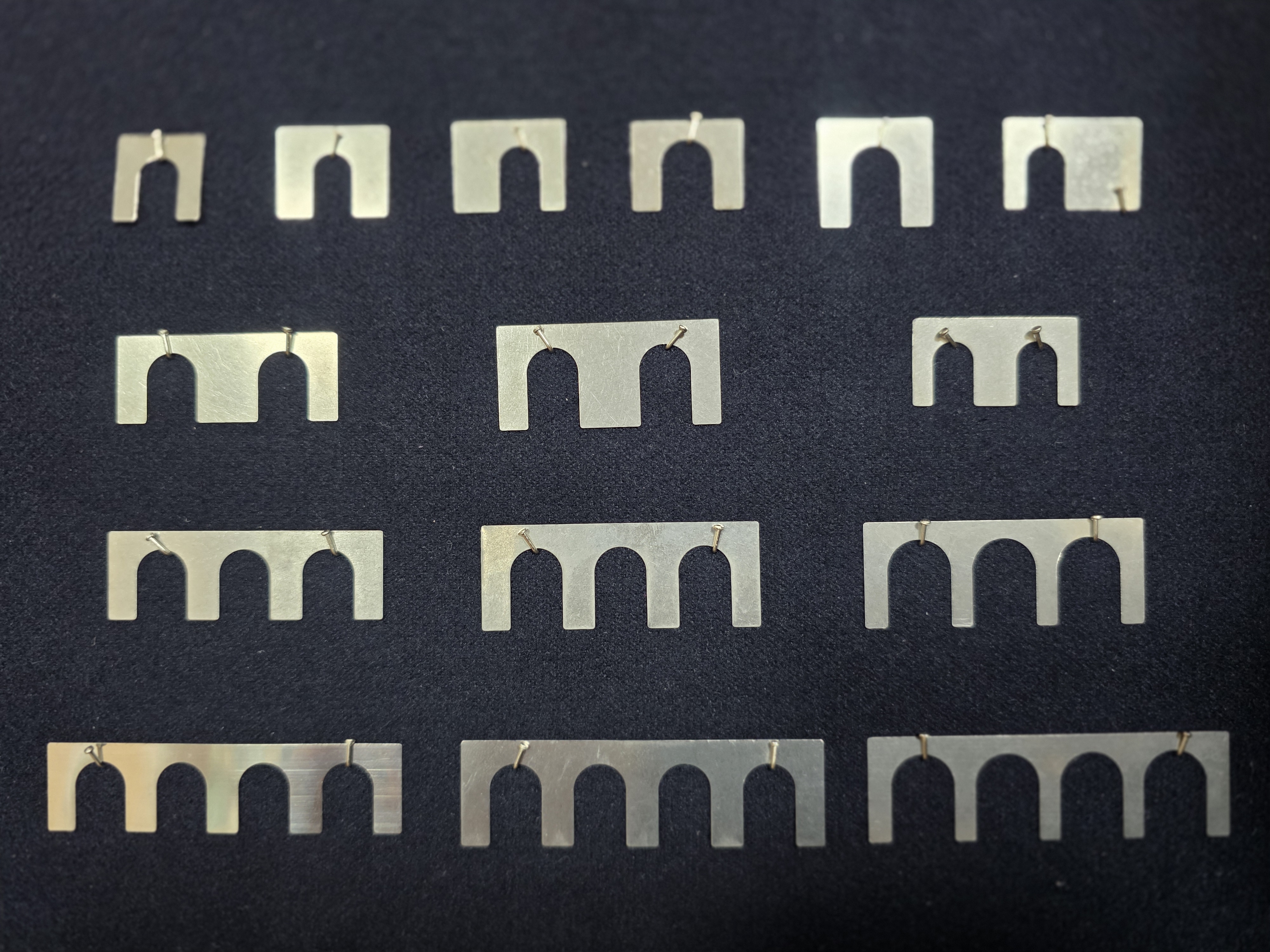 U형 및 다중 프롱 심류 제품들